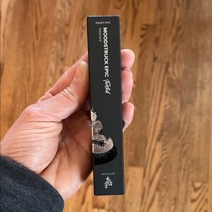 Younique Moodstruck Epic Twisted Mascara - Black